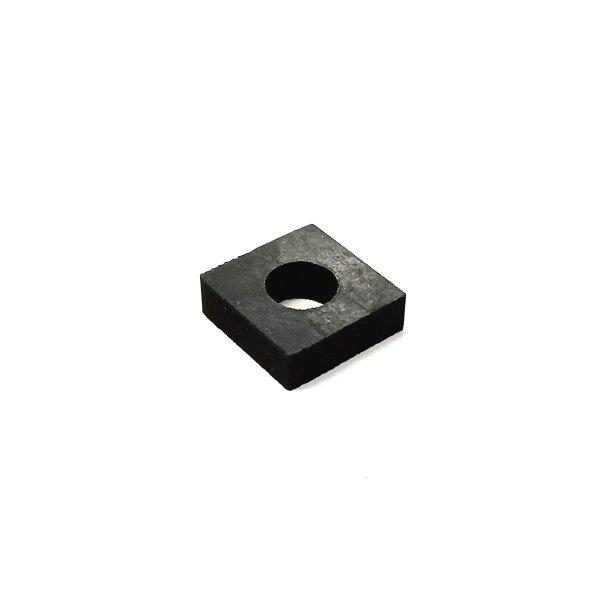 Thumb do produto Apoio Borracha Natural  5x 17x 17mm c/Furo Central 8mm MGO